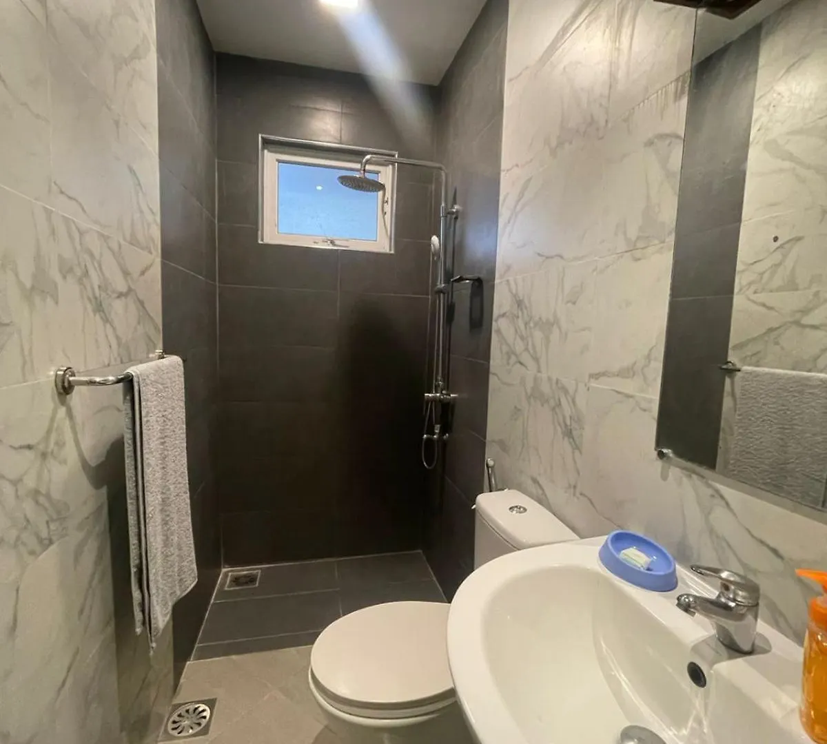 Ξενοδοχείο Apartment Near Airport In Negombo Beach