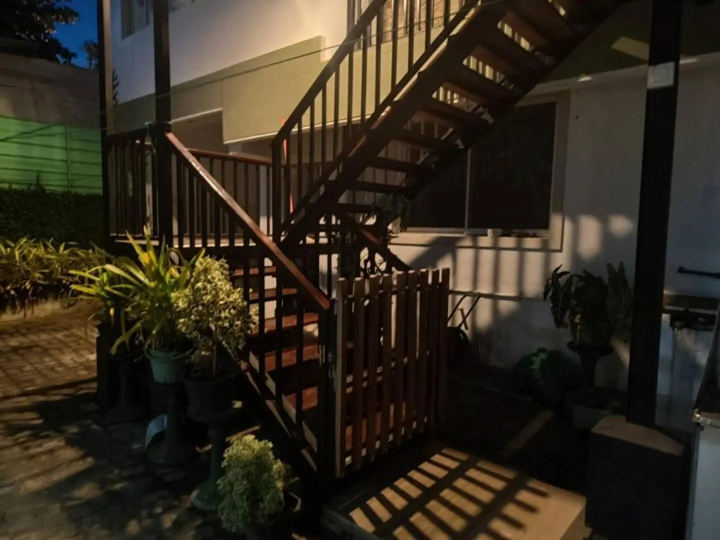 Hotel Apartment Near Airport In Negombo Beach
